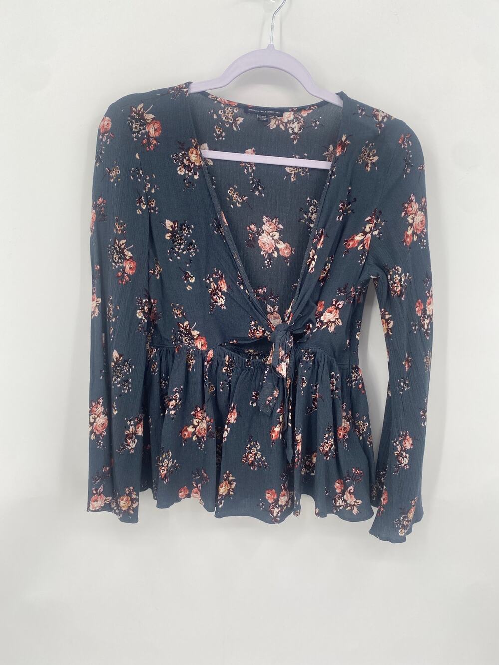 American Eagle Blue Floral Tie Front Keyhole Long Sleeve Blouse Medium